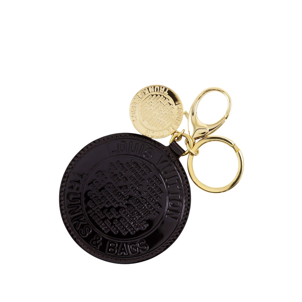 Pre-Loved Louis Vuitton Vernis Trunks and Bags Key Chain
